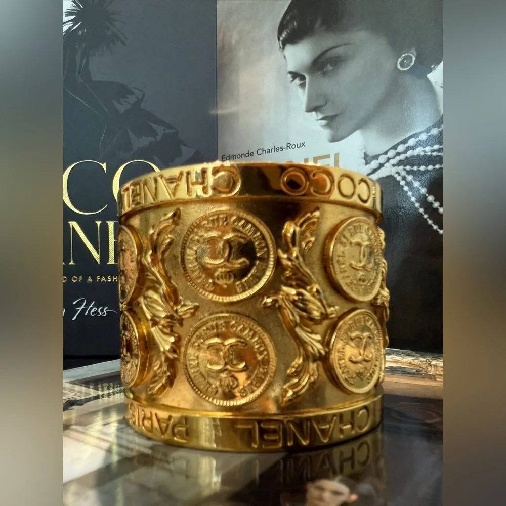 LOT 2230 24K gold plated CHANEL Gold Medallion Cuff Bracelet